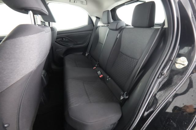 TOYOTA Yaris usata 3