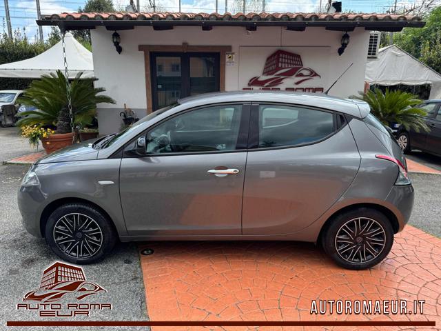 LANCIA Ypsilon usata, con Airbag