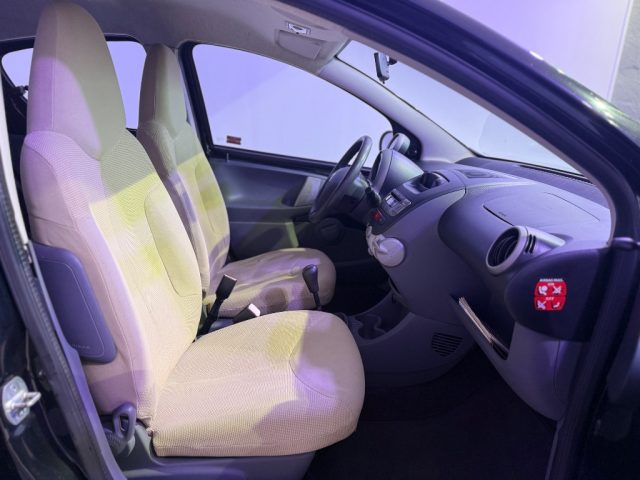 PEUGEOT 107 usata 5