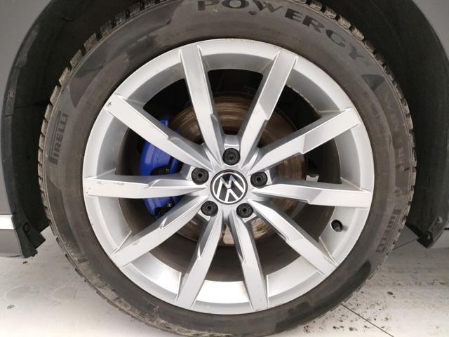 VOLKSWAGEN Passat Variant usata, con Cerchi in lega