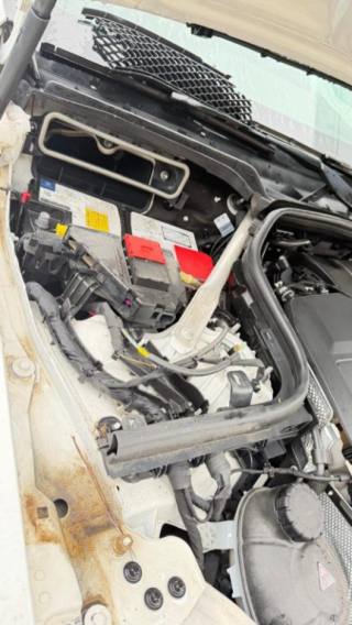 MERCEDES-BENZ E 220 usata, con Autoradio