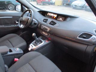 RENAULT Scenic usata, con Volante multifunzione