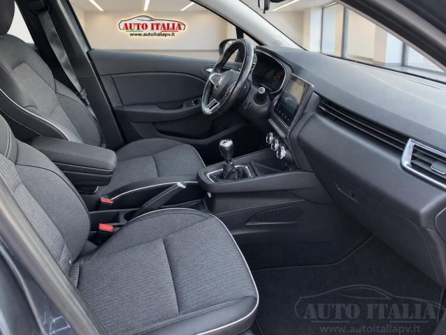 RENAULT Clio usata, con Climatizzatore