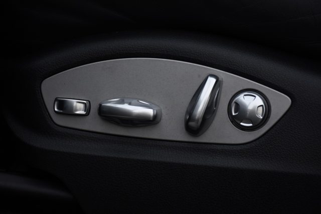 PORSCHE Macan usata, con Servosterzo