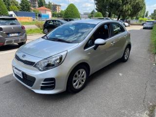 KIA Rio usata, con Autoradio