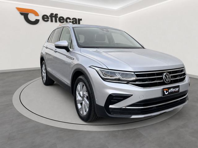 VOLKSWAGEN Tiguan usata, con Airbag laterali