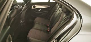 MERCEDES-BENZ E 220 usata, con Sedili riscaldati