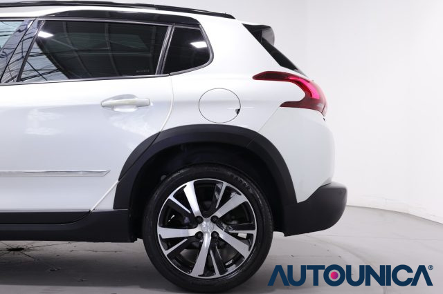 PEUGEOT 2008 usata, con Sensore di luce