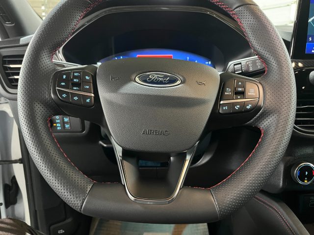 FORD Kuga usata, con Sedile posteriore sdoppiato