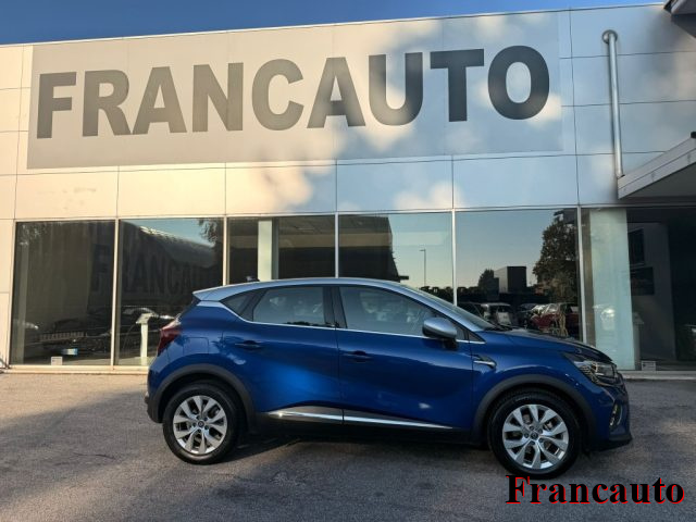 RENAULT Captur usata, con Alzacristalli elettrici