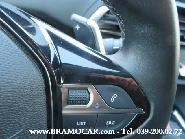PEUGEOT 3008 usata, con Sistema di navigazione