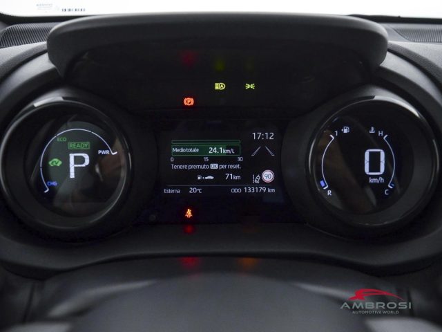 TOYOTA Yaris usata 12