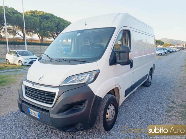 PEUGEOT Boxer usata, con Alzacristalli elettrici