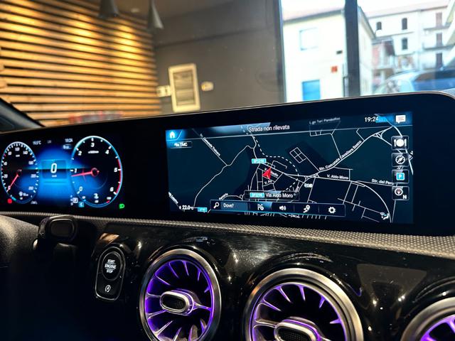 MERCEDES-BENZ A 200 usata, con Vetri oscurati