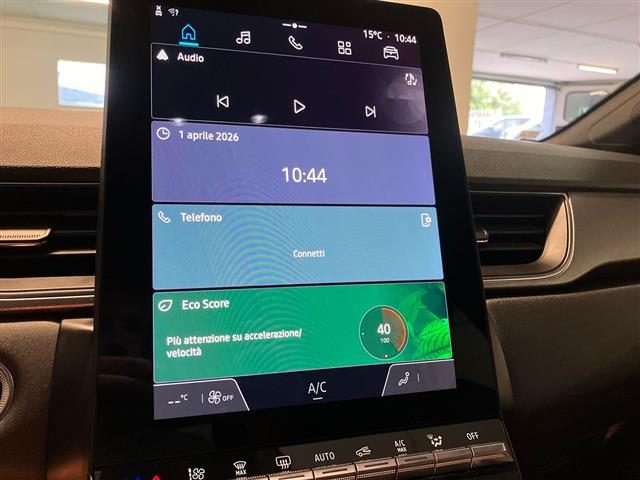 RENAULT Captur usata, con USB