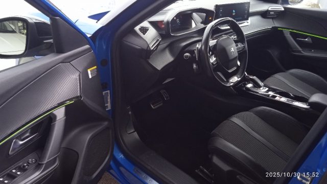 PEUGEOT 2008 usata, con Bracciolo