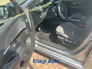 PEUGEOT 208 usata, con USB