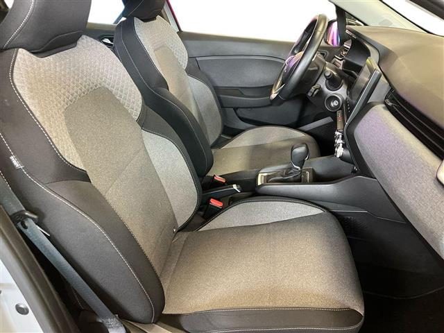 RENAULT Clio usata, con Volante in pelle