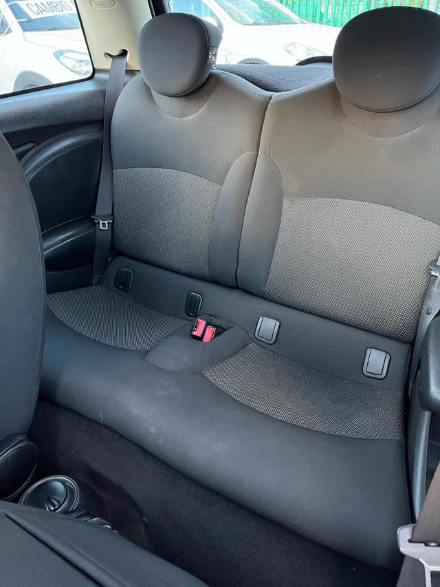 MINI Cooper D usata, con Chiusura centralizzata