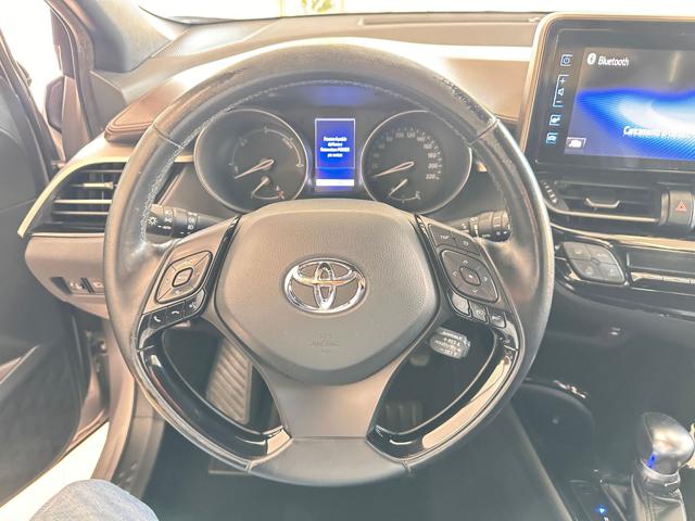 TOYOTA C-HR usata, con Climatizzatore