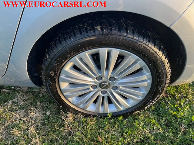 OPEL Zafira Tourer usata, con Airbag Passeggero