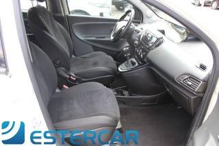 LANCIA Ypsilon usata, con USB