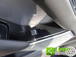 LAND ROVER Range Rover Velar usata, con Servosterzo