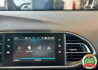 PEUGEOT 308 usata, con Volante in pelle