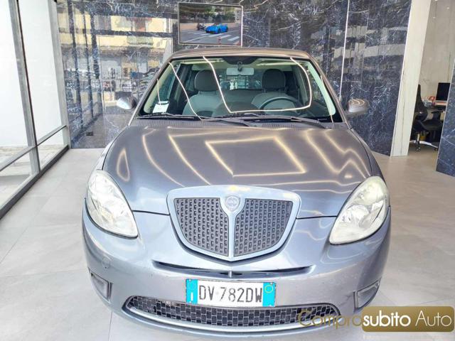 LANCIA Ypsilon usata, con ABS
