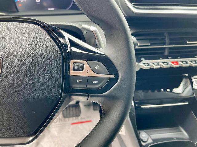 PEUGEOT 208 usata, con Volante in pelle