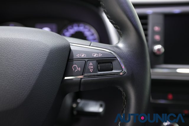 SEAT Leon usata, con Autoradio digitale