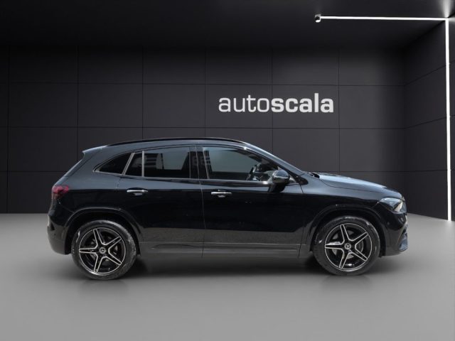 MERCEDES-BENZ GLA 200 usata, con Boardcomputer