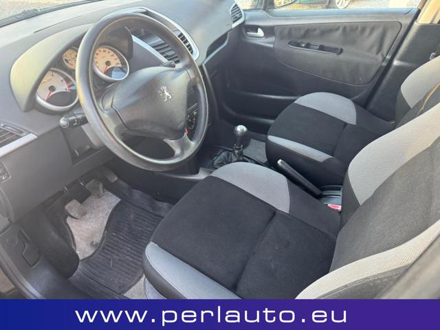PEUGEOT 207 usata, con Autoradio