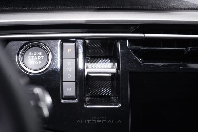 PEUGEOT 3008 usata, con Specchietti laterali elettrici