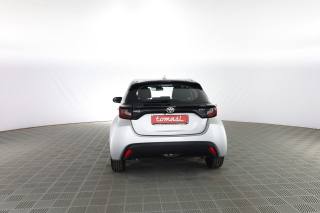 TOYOTA Yaris usata 4