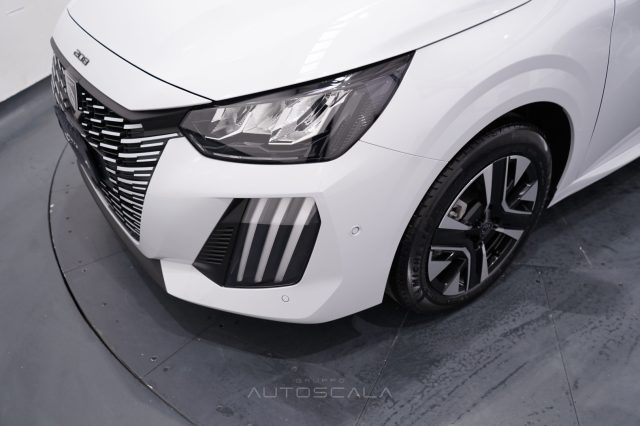 PEUGEOT 208 usata, con Isofix