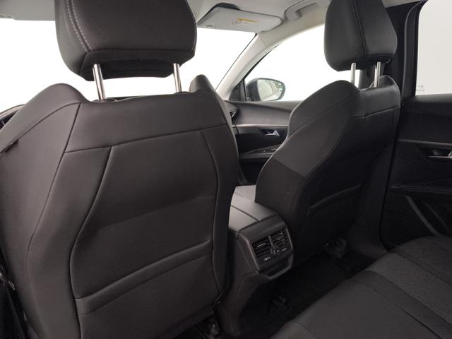 PEUGEOT 3008 usata, con Touch screen
