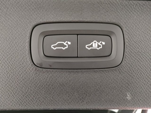 VOLVO XC90 usata, con Touch screen