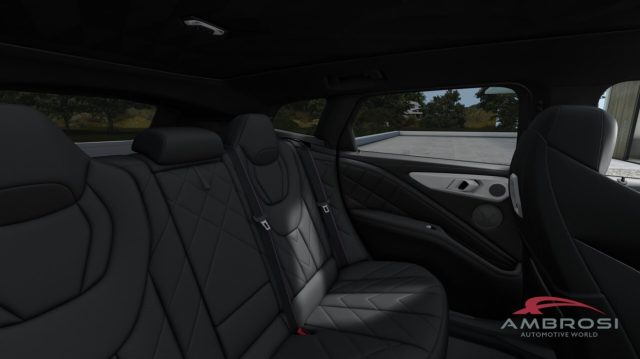 BMW XM usata 10