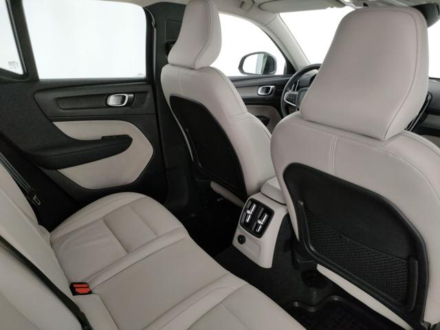 VOLVO XC40 usata, con Autoradio digitale