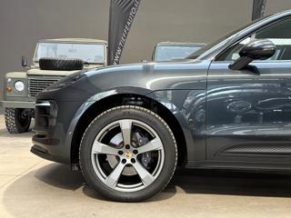 PORSCHE Macan usata, con Autoradio