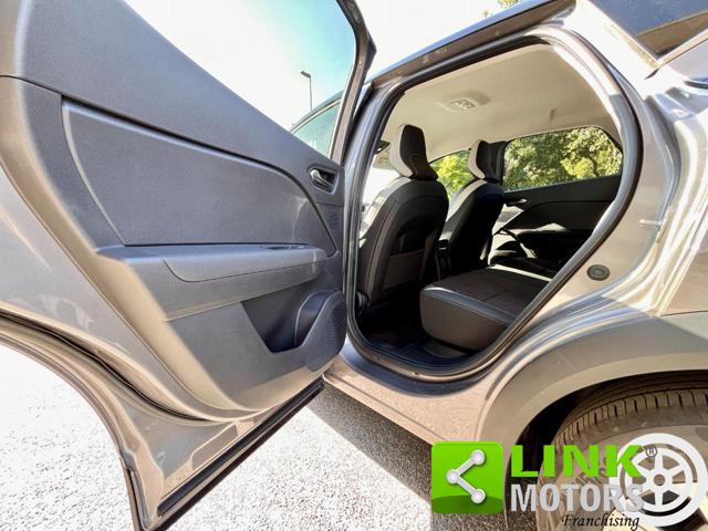 RENAULT Captur usata, con Park Distance Control