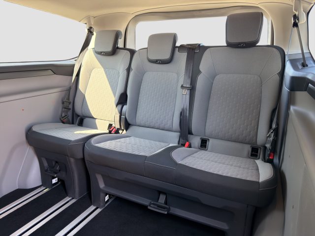 FORD Tourneo Custom usata 10