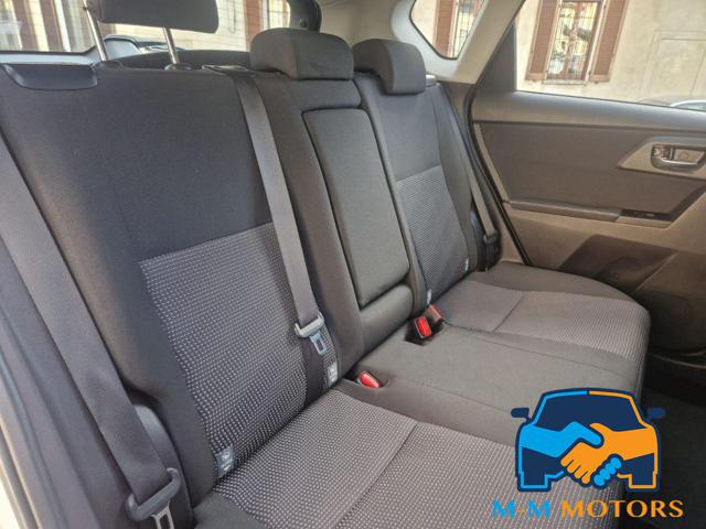 TOYOTA Auris usata, con Lettore CD