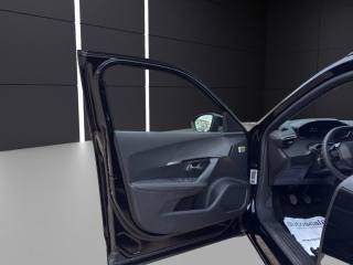 PEUGEOT 2008 usata, con Fari LED