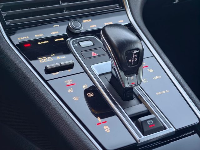 PORSCHE Panamera usata, con ESP