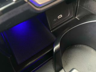 MERCEDES-BENZ C 200 usata, con Sensori di parcheggio posteriori