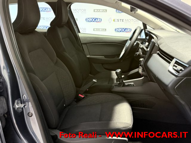 RENAULT Clio usata, con Autoradio