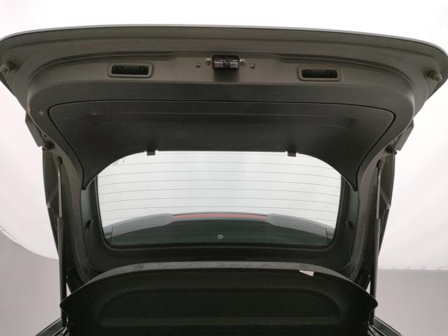 NISSAN Qashqai usata, con USB