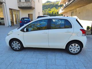 TOYOTA Yaris usata, con Alzacristalli elettrici